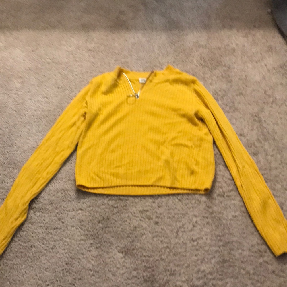 Yellow sweater long sleeve shirt